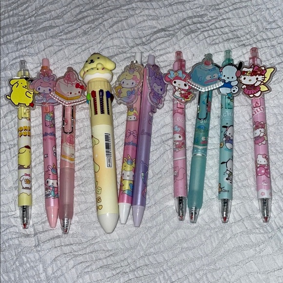 Sanrio Cute Character-Themed Kids Pens Set - Picture 1 of 3